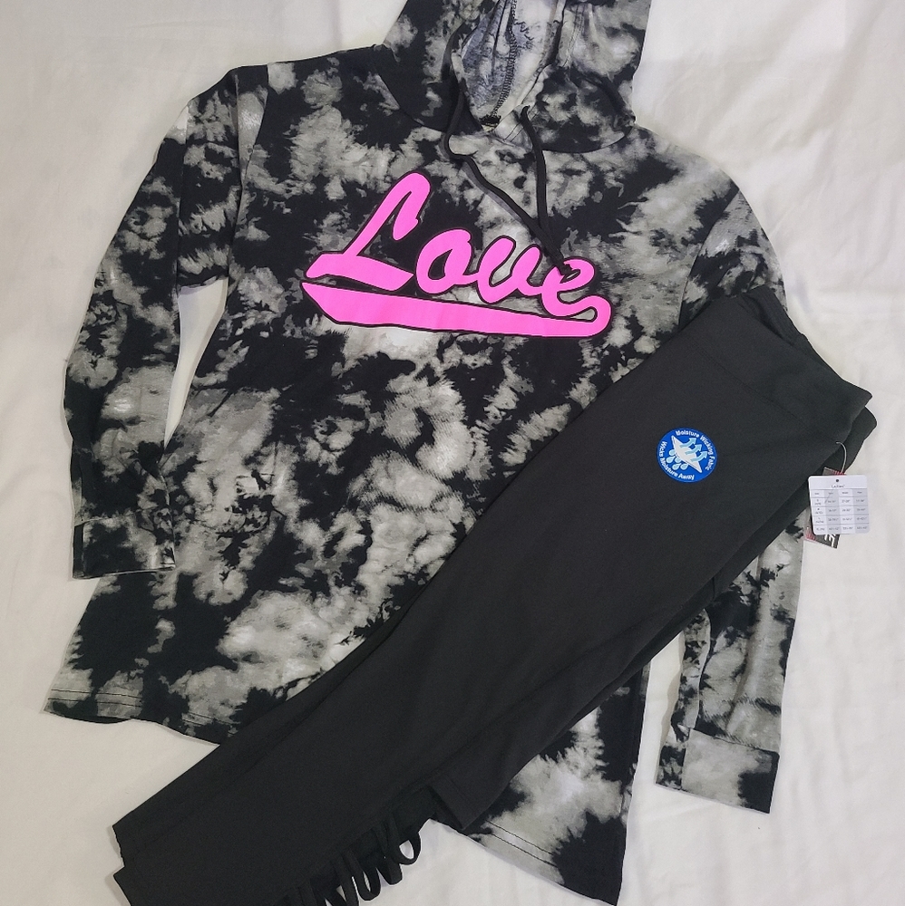 Women's Small 2 Piece Athletic Bundle